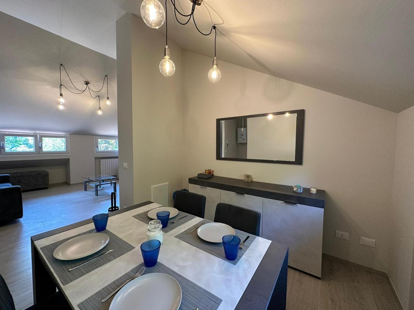 Appartement Mansarda G.A. à Clusone Extérieur photo